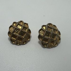 Gold vintage fashion earrings